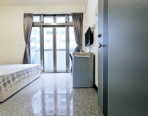 全新完工v大間v陽台獨洗曬v電梯v飲水機 - Image 3