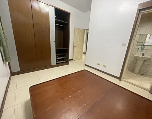 鼎新商圈/陽台進出/中高樓景觀大四房/可租補入戶籍 - Image 6