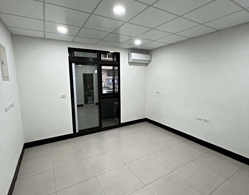 D社宅/稀有大透天空間寬敞/門口可停車/可租補 - Image 10