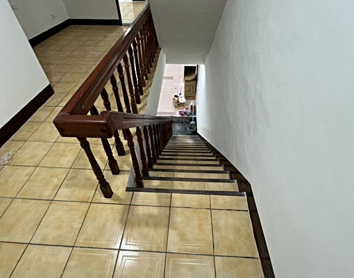 D社宅/稀有大透天空間寬敞/門口可停車/可租補 - Image 9