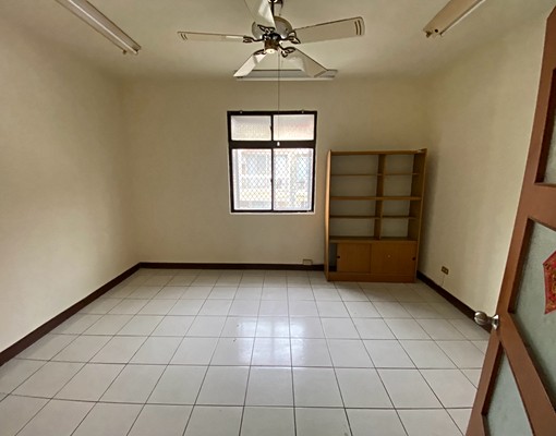 騎樓可停平車近大雅公園文雅國小稀有3+1房透天 - Image 10