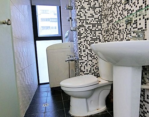 精誠/向上☘電梯☘精品高雅大空間☘木地板流理台☘陽台獨洗曬 - Image 13