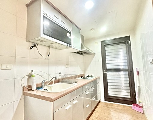 鄉林凱薩🍁頂樓不怕吵🍁貓可談🍁租屋補助🍁平移汽車 - Image 5