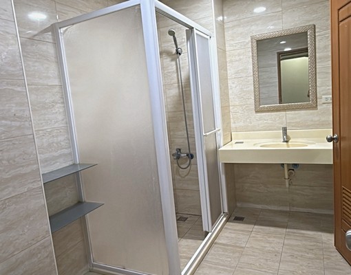 出租~中壢後站電梯華廈大空間5房5衛 - Image 11