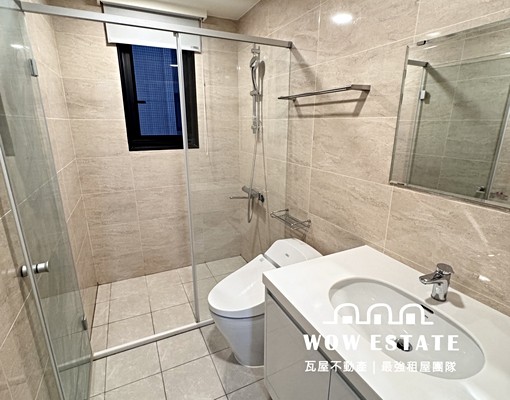 近嶺東商圈✅高樓視野/正2房/全配傢俱電/系統櫃收納✅可租補 - Image 9