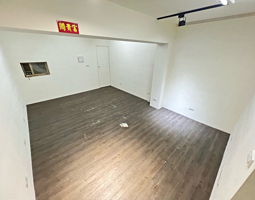 中山國中/松山機場、含車位免爬高住辦採光通風機能強地下室 - Image 11