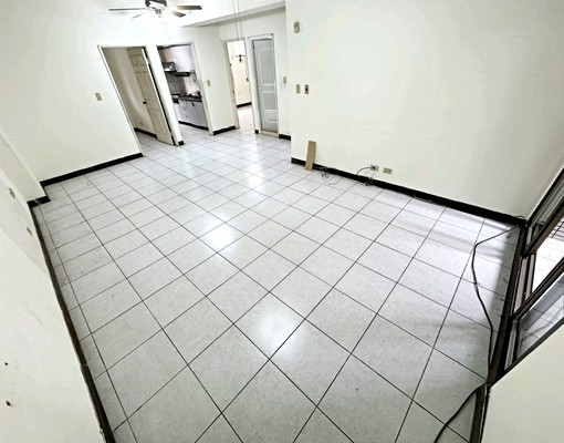 烏日捷運精華地段💝可寵可租補俗擱大碗超秒殺極品大三房車位 - Image 2