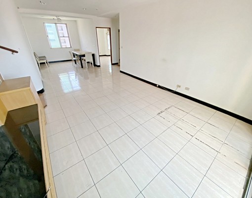 近74✨5房正樓中樓視野戶✨可租補戶籍✨ - Image 2