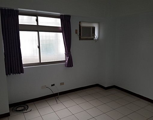 鳳山中崙二標，2樓有電梯及超大陽台，去超商取貨不用1分鐘 - Image 5