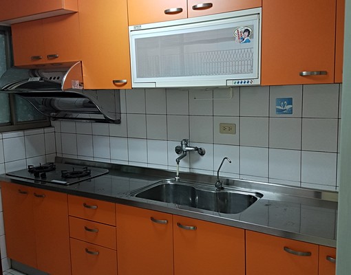 鳳山中崙二標，2樓有電梯及超大陽台，去超商取貨不用1分鐘 - Image 8