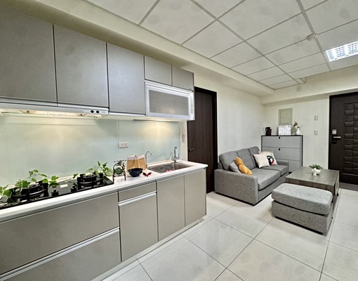 樓高兩房雙衛浴德賢商圈日月光青埔捷運法院有車 - Image 9