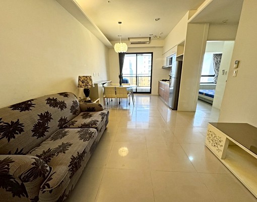 莉莉🉑可寵物~近新光遠百【中港Theone】2房家具電全 - Image 6