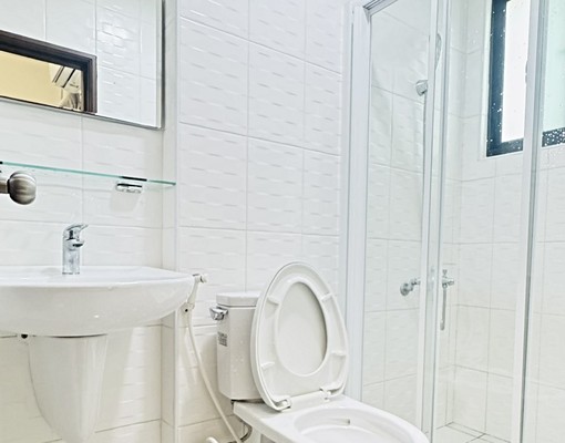 市中心近南科/免追垃圾車/賞屋於中午12:00過後來電 - Image 3