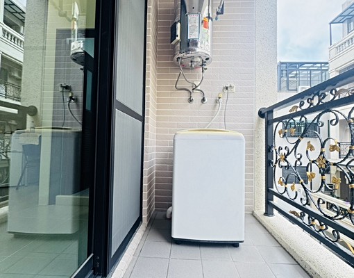 市中心近南科/免追垃圾車/賞屋於中午12:00過後來電 - Image 4