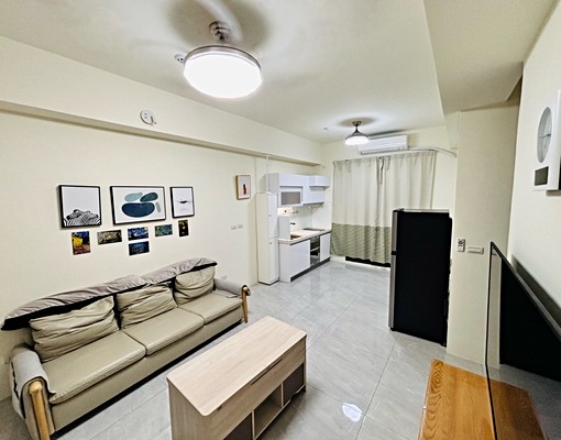 站前中華國小美崙山景2房🚙汽車+🛵機車車位 - Image 1