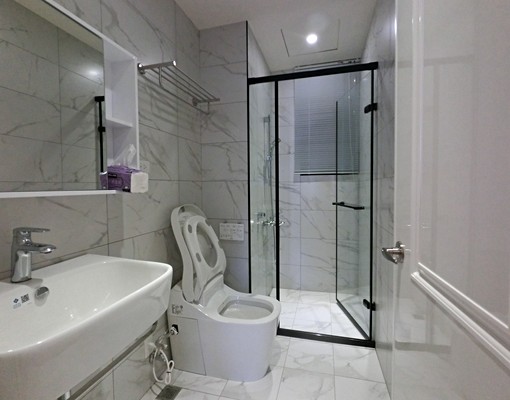 中路全新邊間雙衛浴開窗超美裝潢三房車 - Image 8