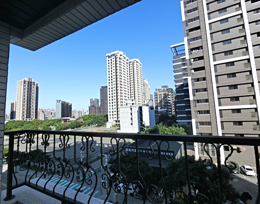 中路全新邊間雙衛浴開窗超美裝潢三房車 - Image 14