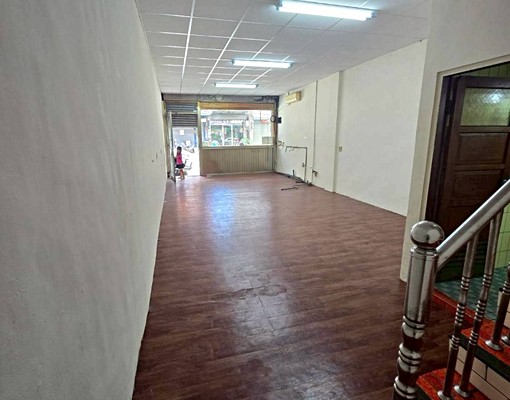 豐原區三豐路臨路透天|大空間好利用|可租補|可公媽神明|可寵 - Image 10