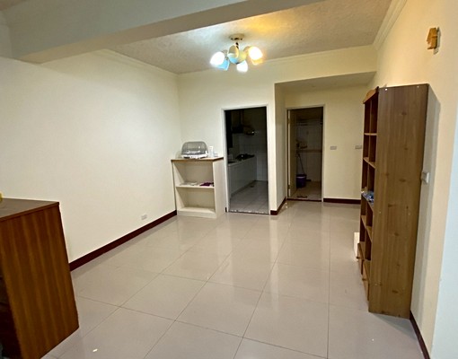 信義路五段大空間公寓 - Image 4