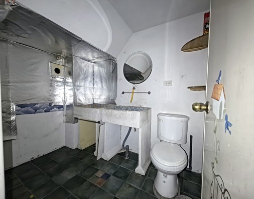 湖洲捷運2分鐘~住辦樓中樓~店面 - Image 11