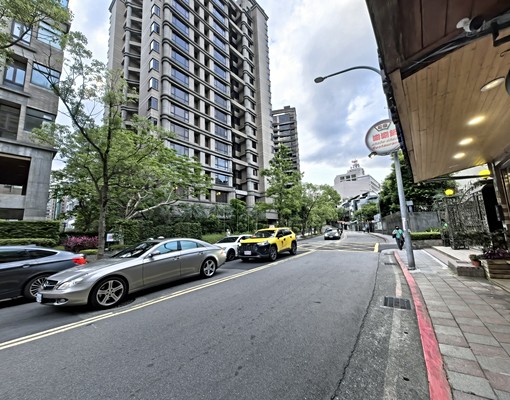 湖洲捷運2分鐘~住辦樓中樓~店面 - Image 10