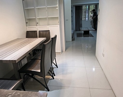 新埔捷運公寓三樓~家具家電全 - Image 5