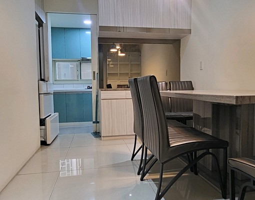 新埔捷運公寓三樓~家具家電全 - Image 4