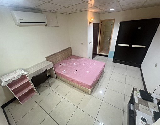 鶯歌龍鳳夜市.近龜山工業區✅採光大套房 - Image 2