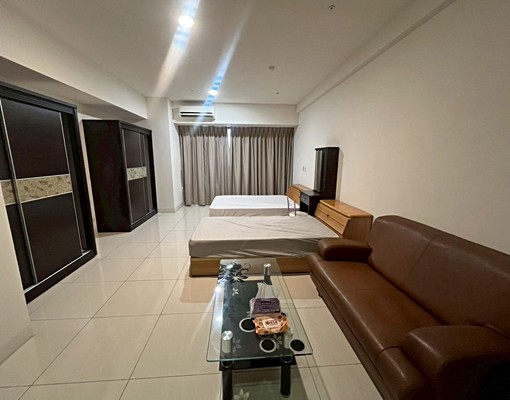 TOP協勝發左營高鐵面公園大三房 - Image 8