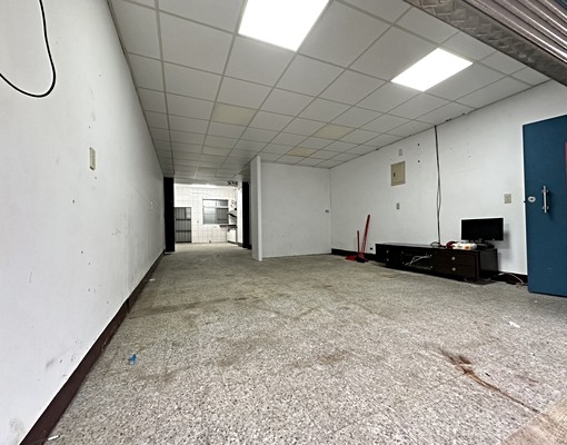 🏡【出租好案】佳林路開放式公寓一樓可當倉庫或辦公室 - Image 2