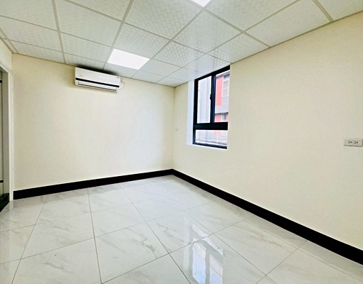 門口可停車+大3房+可申請租補 - Image 5