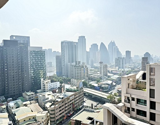 新)逢甲12期~家具全配~高樓採光視野戶 - Image 7