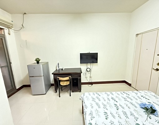 東海中科💖可貓貓可租補💖室內機車位 - Image 6