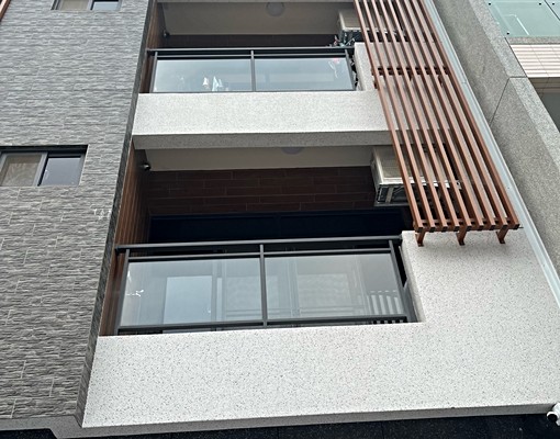 超優質的獨立大套有（電梯）禁煙禁養寵物 - Image 1