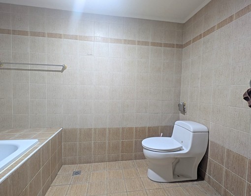 西區/精誠/大墩商圈/三房平面車位 - Image 3