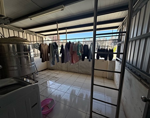 園區採光套房(室內停機車可另租車位) - Image 1