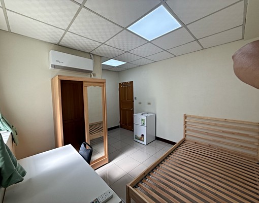 園區採光套房(室內停機車可另租車位) - Image 2