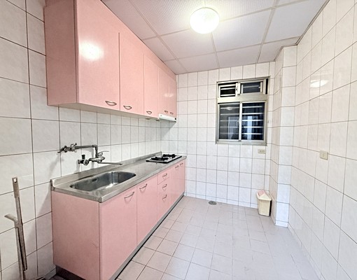 捷運三重國小站步行2分鐘住辦一樓地點佳整棟重建屋況佳-專任約 - Image 9