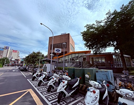 捷運三重國小站步行2分鐘住店一樓地點佳整棟重建屋況佳-專任約 - Image 13