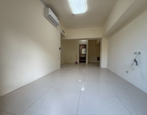 租~~全新未住過兩房+車位⭐️可申請補助 - Image 2