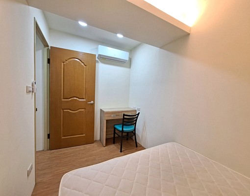 正義北路。門禁磁卡1樓。新裝潢2房。附傢俱电網路 - Image 6