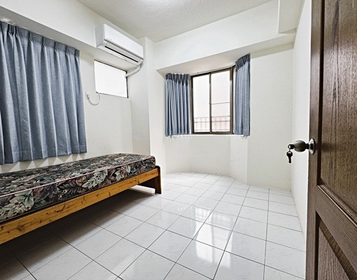 近花園夜市整層獨戶3房平面車位+1機車位華廈 - Image 20