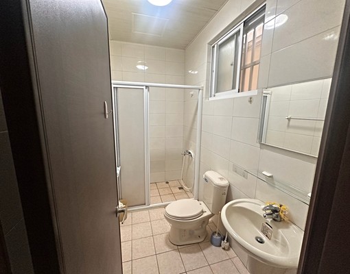 整層住家｜靜巷宜居採光佳｜有平面車位｜四層樓 - Image 7