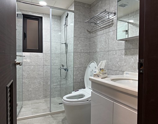 全新交屋|四房租三房價|近三井Outlet|含車位管理費 - Image 2