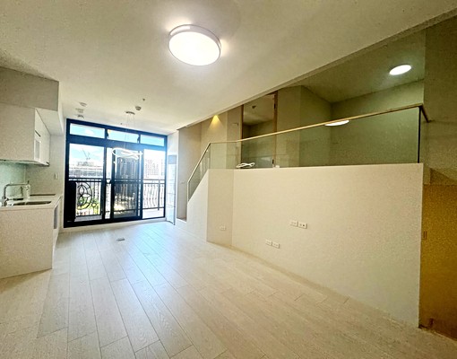 新莊捷運站高樓層二房(有車位可另租) - Image 1