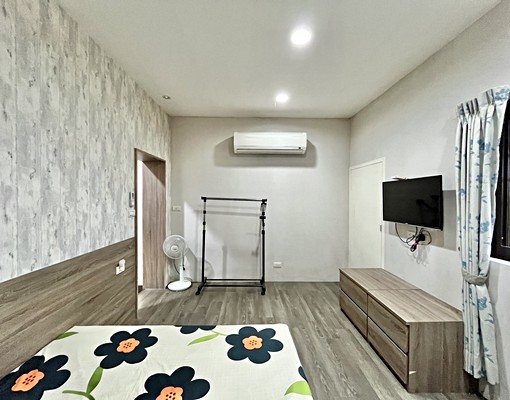 中科園區台中機場🌟可租補🌟全新裝潢🌟特殊隔間🌟獨洗曬 - Image 4