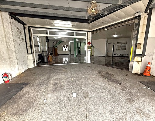 大學西路大面寬僅一樓店面出租經商適文武百市 - Image 2