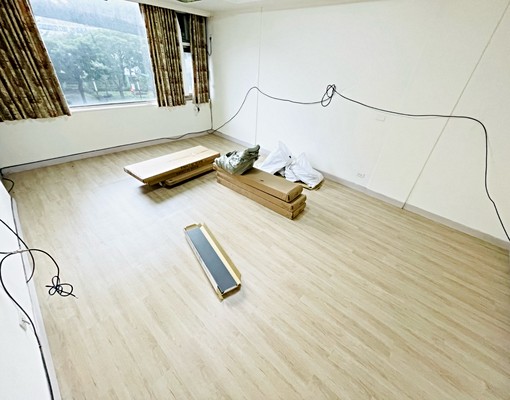 近捷運劍南路站／全新3房2廳。生活機能強。附傢俱 - Image 2