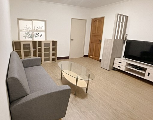 三重市昌隆街適合小家庭兩房一廳整層住家!!!! - Image 1