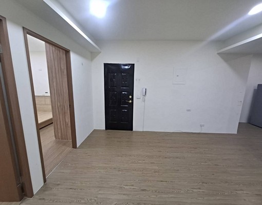 新海路裕民夜市旁公寓五樓🏠可入戶籍可兩份租屋補助 - Image 5